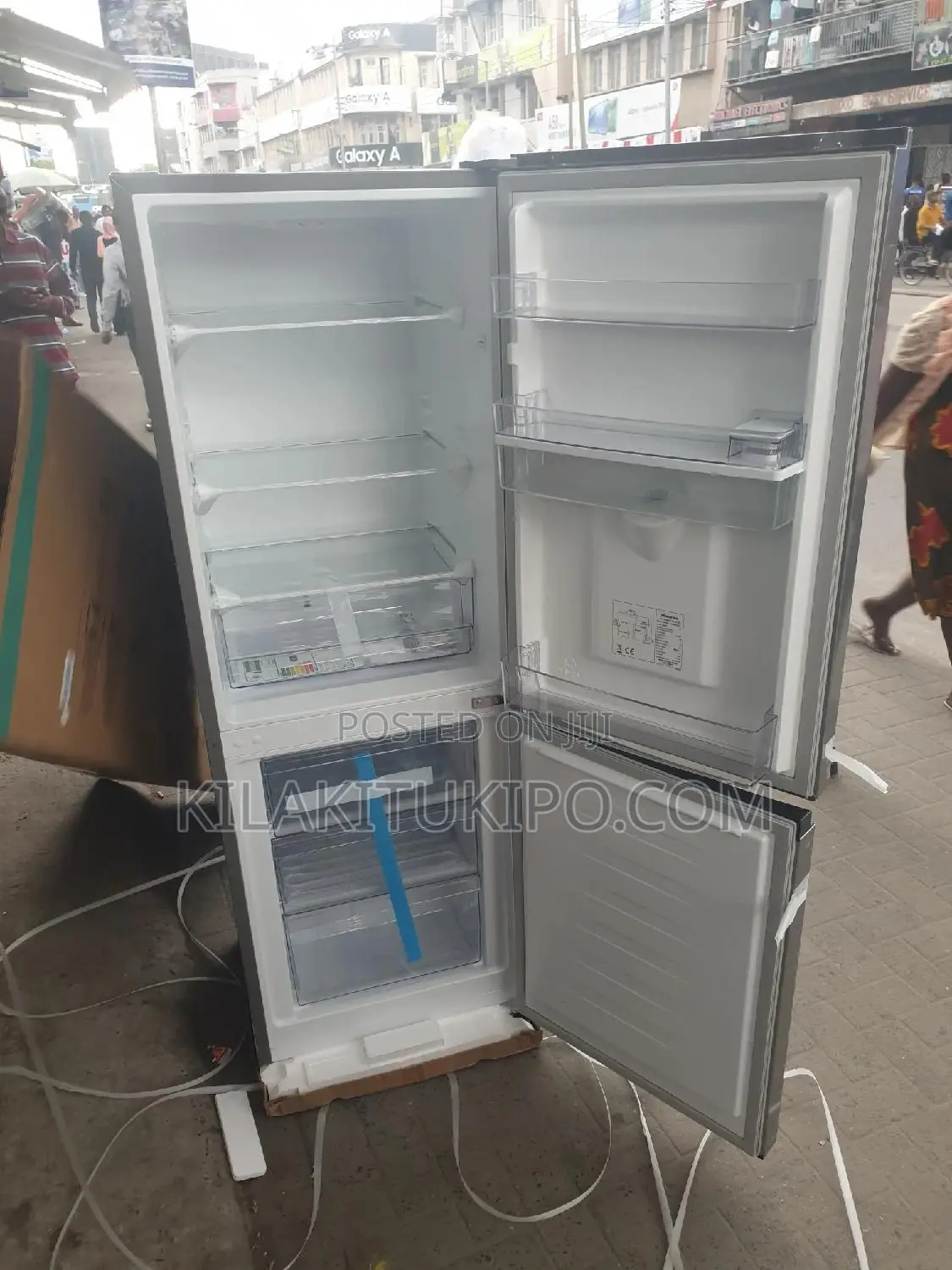 Hisense Refrigerator H310bi-Wd With Water Dispenser