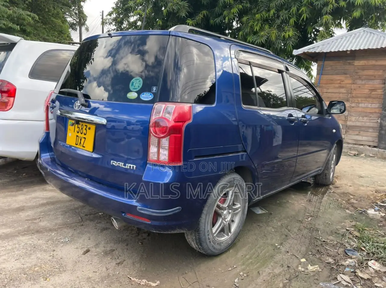 Toyota Raum 2005 Blue