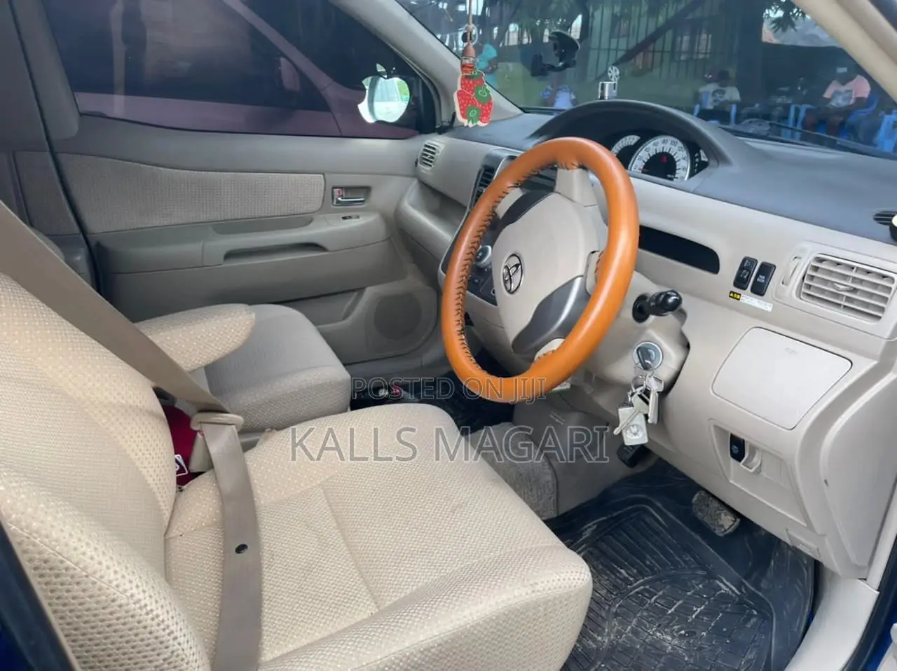 Toyota Raum 2005 Blue