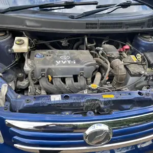 Toyota Raum 2005 Blue