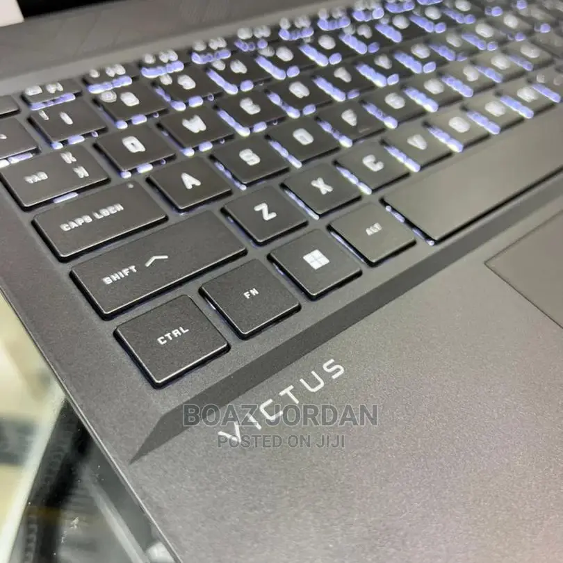 New Laptop HP 14z 16GB Intel Core I7 SSD 512GB