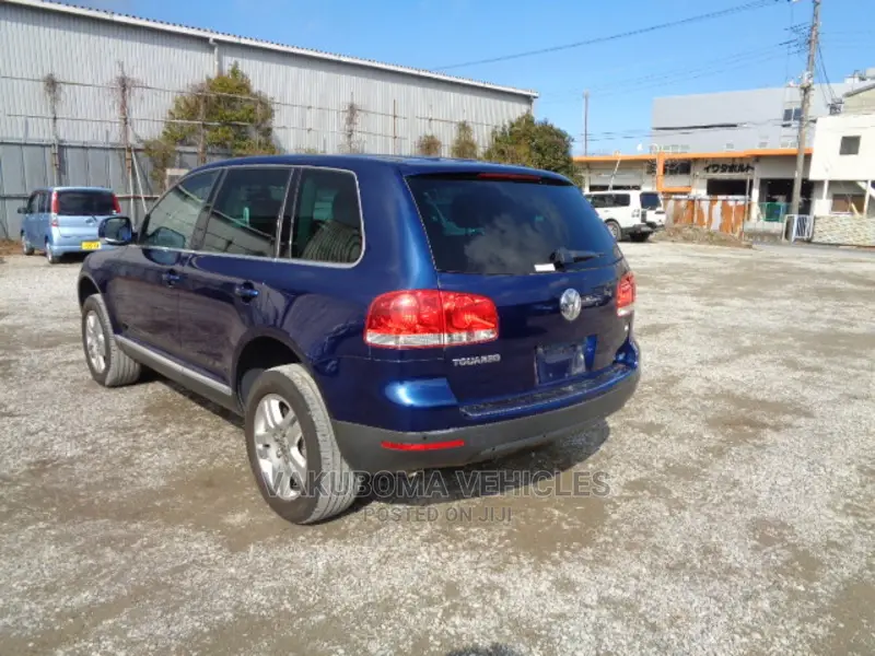 Volkswagen Touareg 2006 Blue