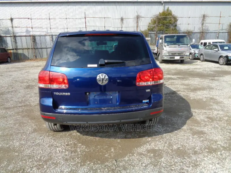 Volkswagen Touareg 2006 Blue