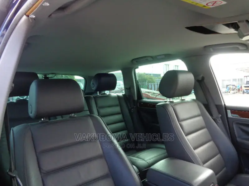 Volkswagen Touareg 2006 Blue