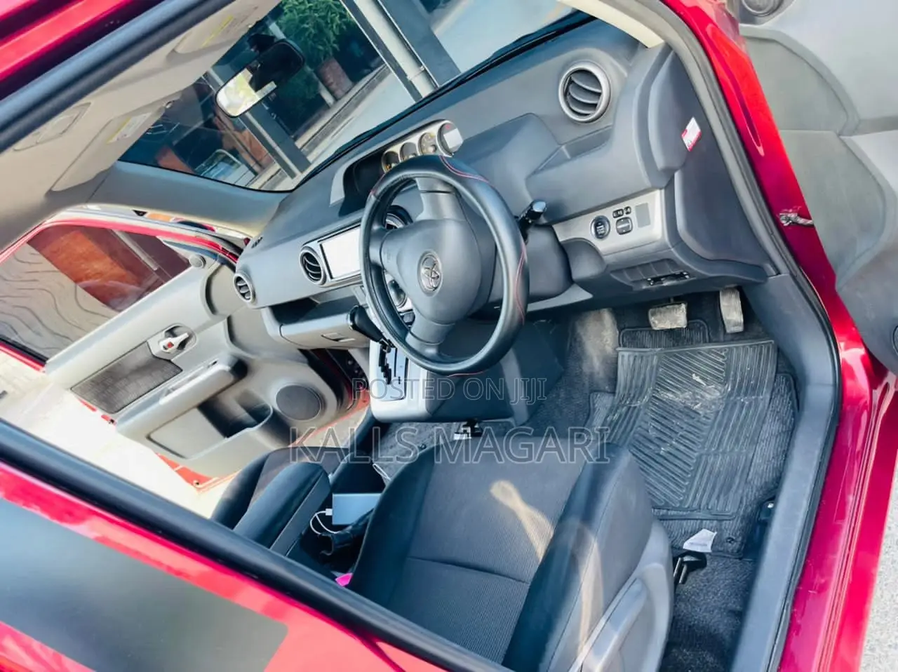 Toyota Corolla Rumion 2010 Brown