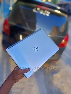 Laptop Dell Latitude E7240 4GB Intel Core I7 SSD 128GB