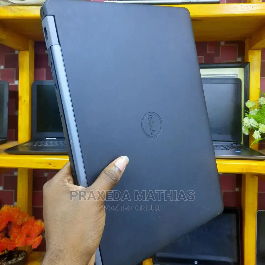 Laptop Dell Latitude E7470 8GB Intel Core I5 SSD 256GB