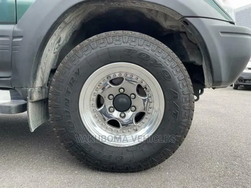 Toyota Land Cruiser Prado 1997 Green