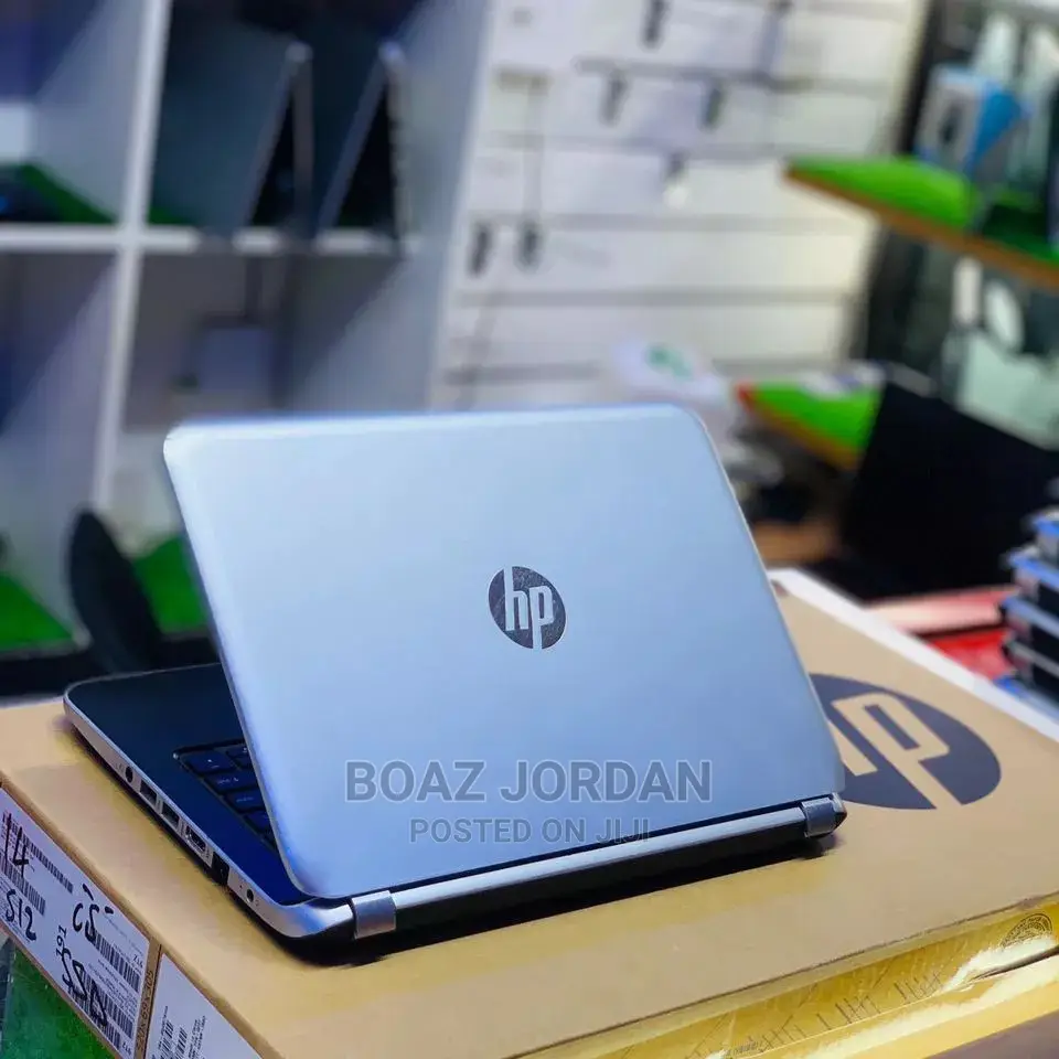 Laptop HP Pavilion X2 210 4GB Intel Core I3 HDD 320GB