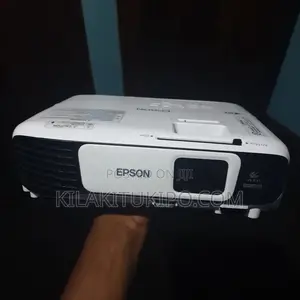EPSON Projector Eb-U42