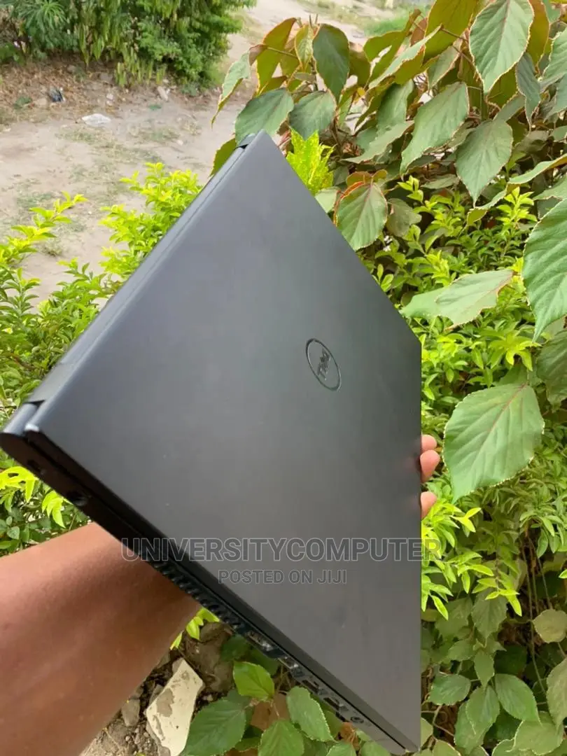 Laptop Dell Inspiron 15 8GB Intel Core I5 HDD 500GB