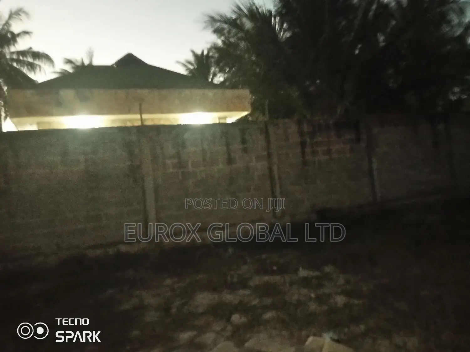 Prime Beachfront Plot for Sale – Kigamboni