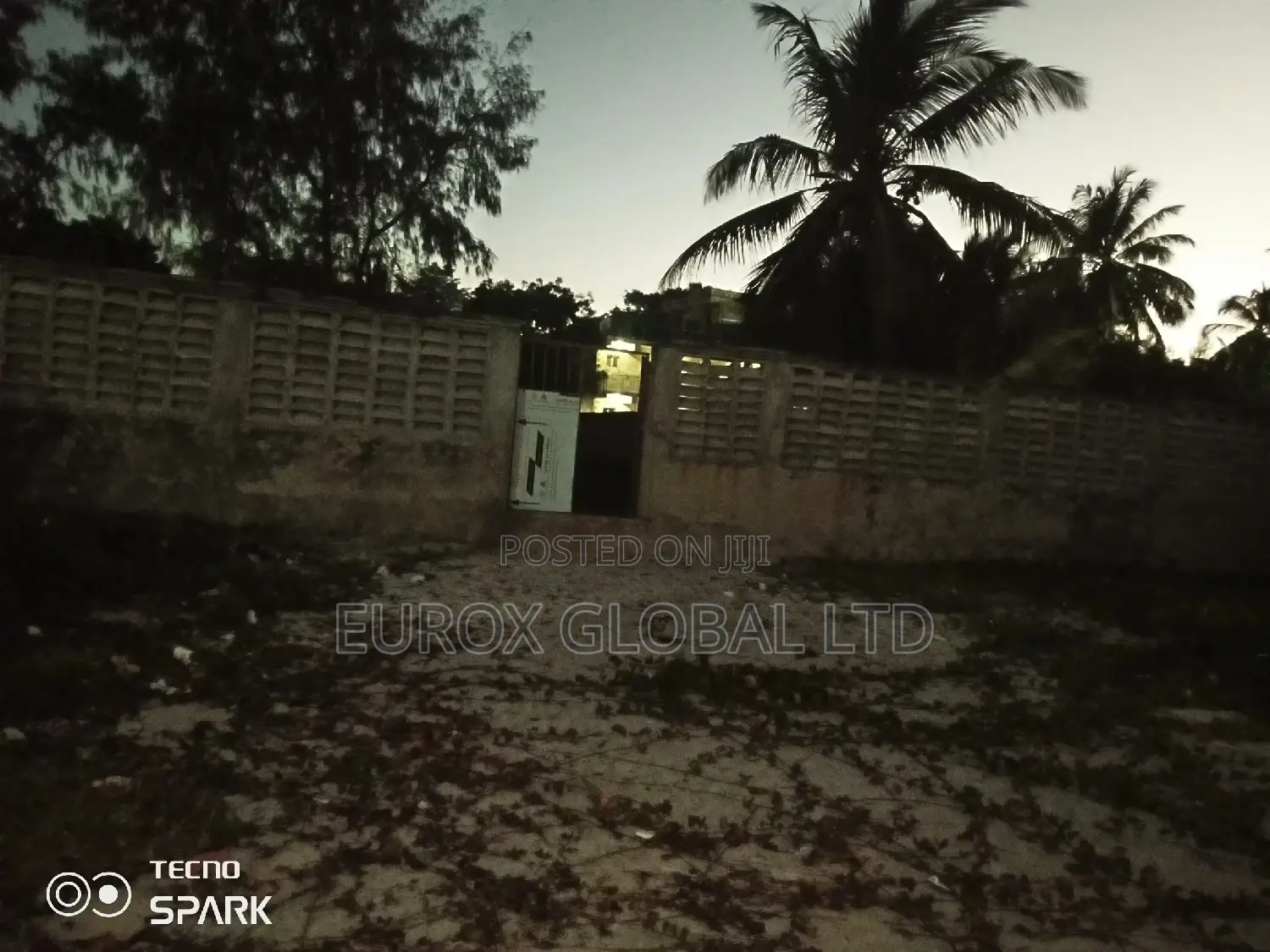 Prime Beachfront Plot for Sale – Kigamboni