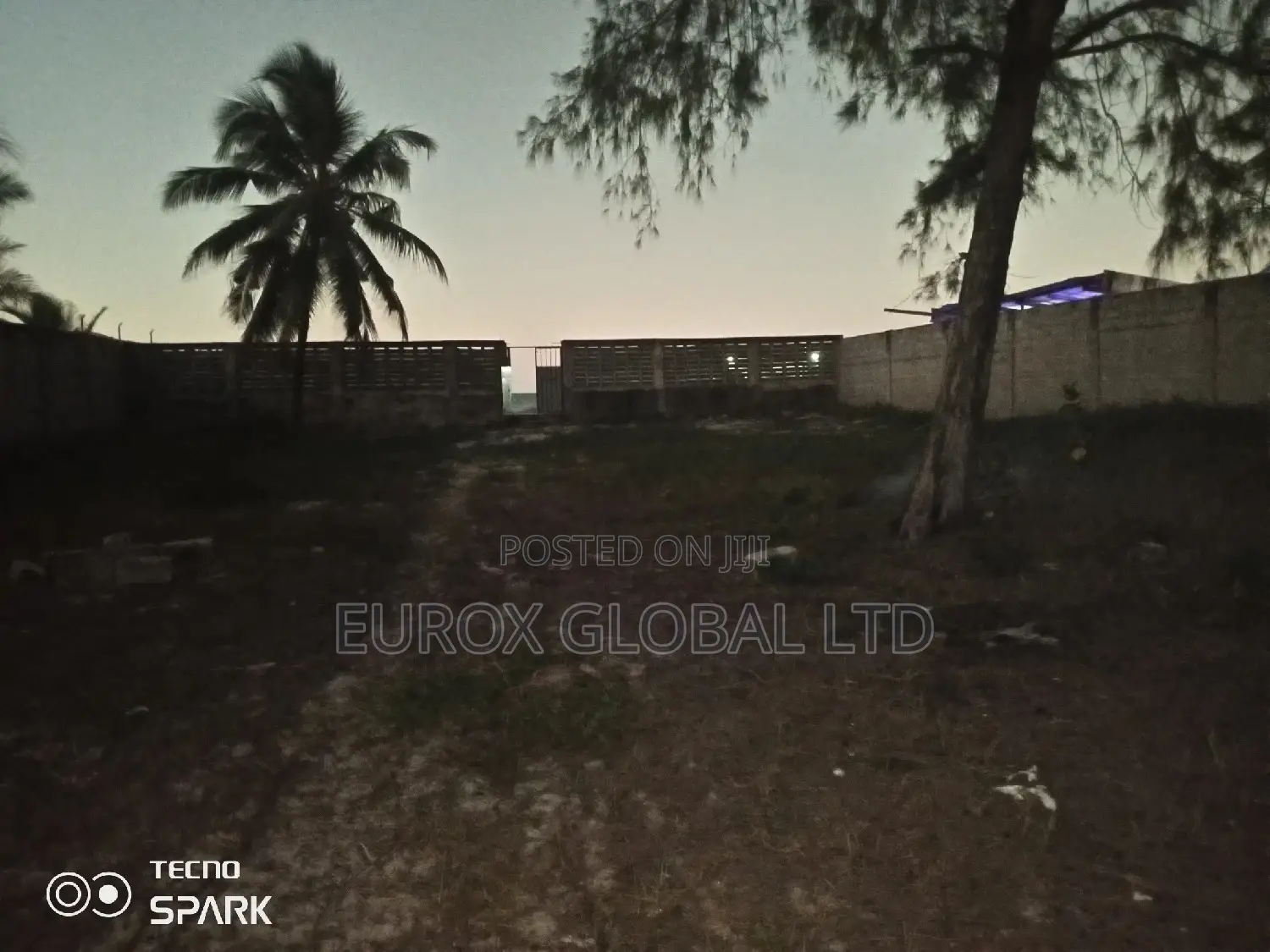 Prime Beachfront Plot for Sale – Kigamboni