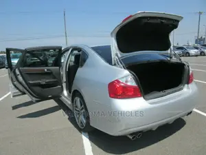 Nissan Fuga 2008 Silver