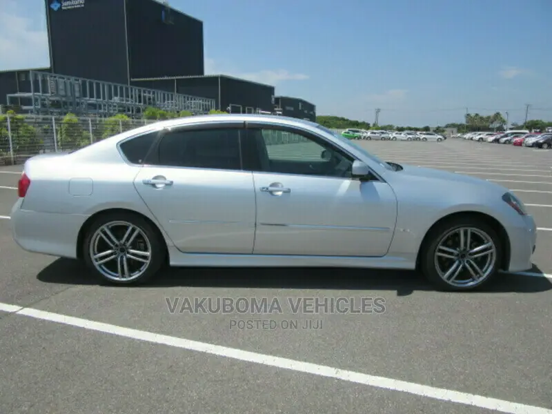 Nissan Fuga 2008 Silver
