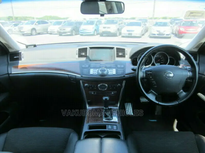 Nissan Fuga 2008 Silver