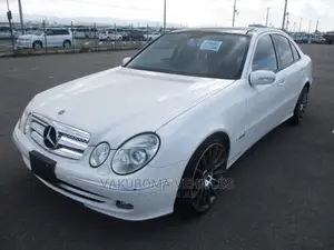Mercedes-Benz E350 2005 Pearl