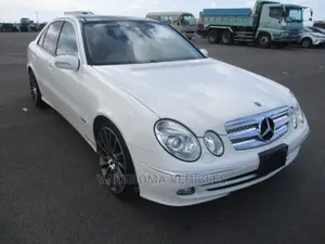Mercedes-Benz E350 2005 Pearl