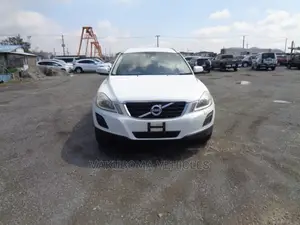 Volvo XC60 2011 Pearl