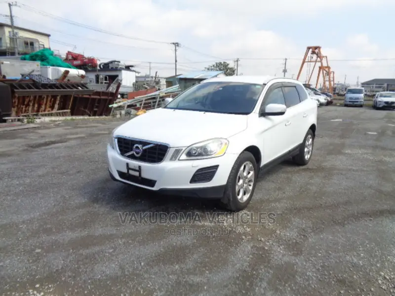 Volvo XC60 2011 Pearl