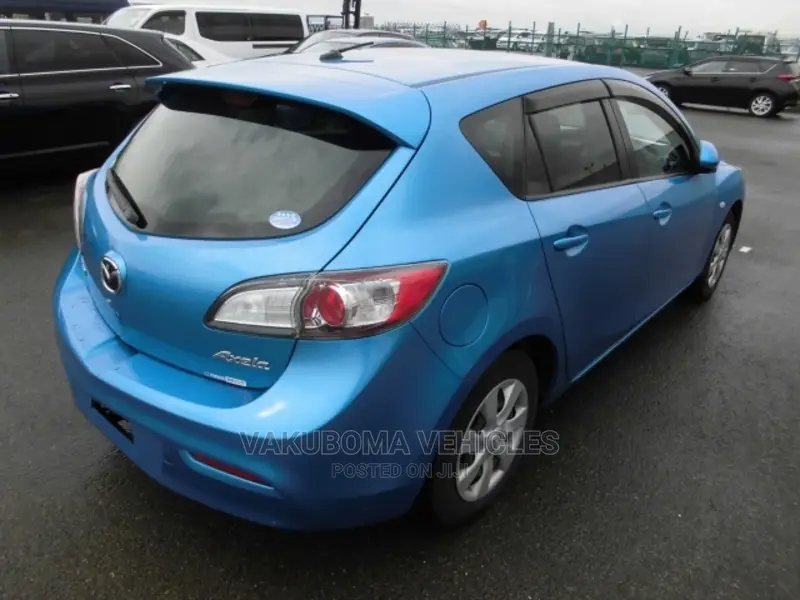 Mazda Axela 2011 Blue
