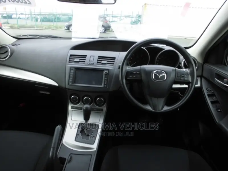 Mazda Axela 2011 Blue