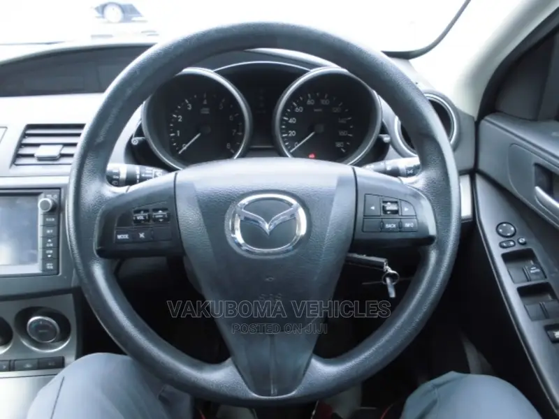 Mazda Axela 2011 Blue