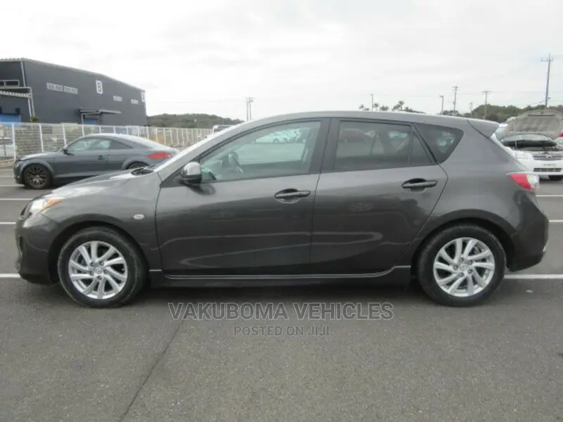 Mazda Axela 2012 Gray
