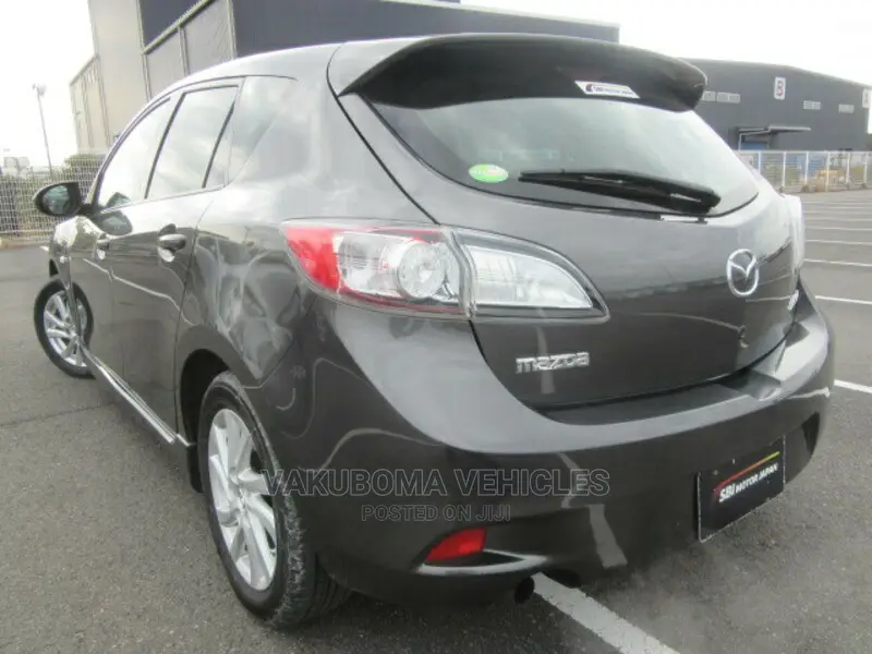 Mazda Axela 2012 Gray