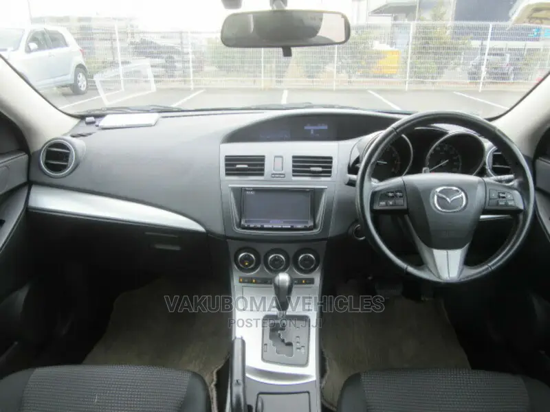 Mazda Axela 2012 Gray