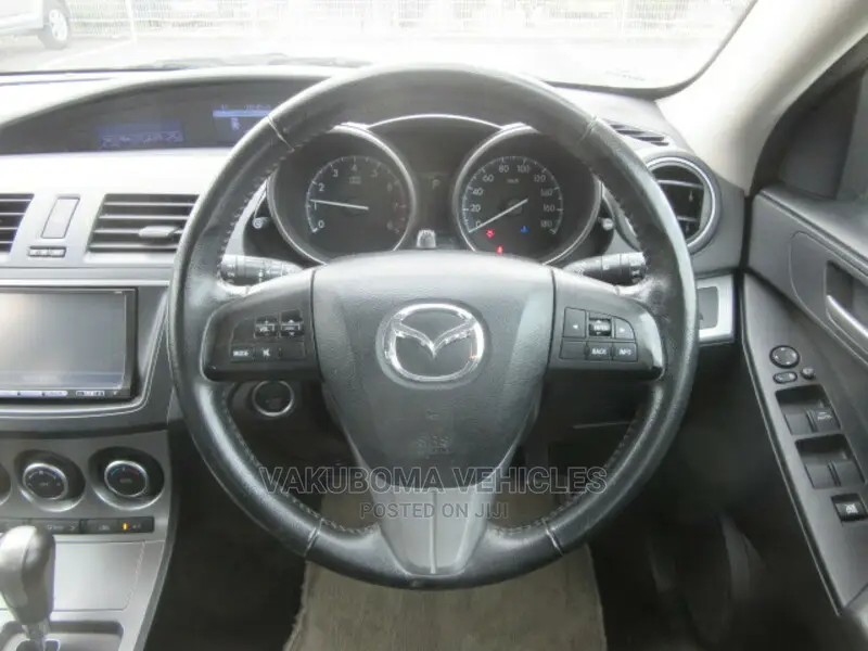 Mazda Axela 2012 Gray