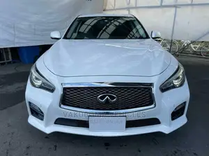 Nissan Skyline 2015 Pearl