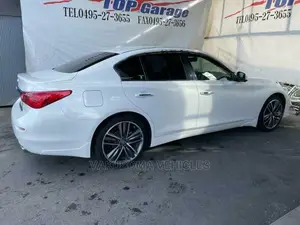 Nissan Skyline 2015 Pearl