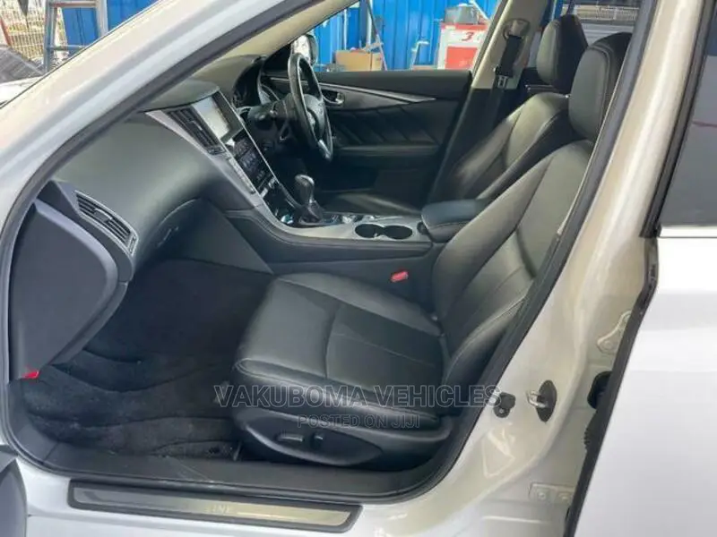 Nissan Skyline 2015 Pearl