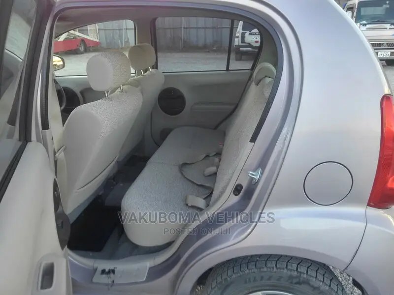 Toyota Passo 2010 Gray