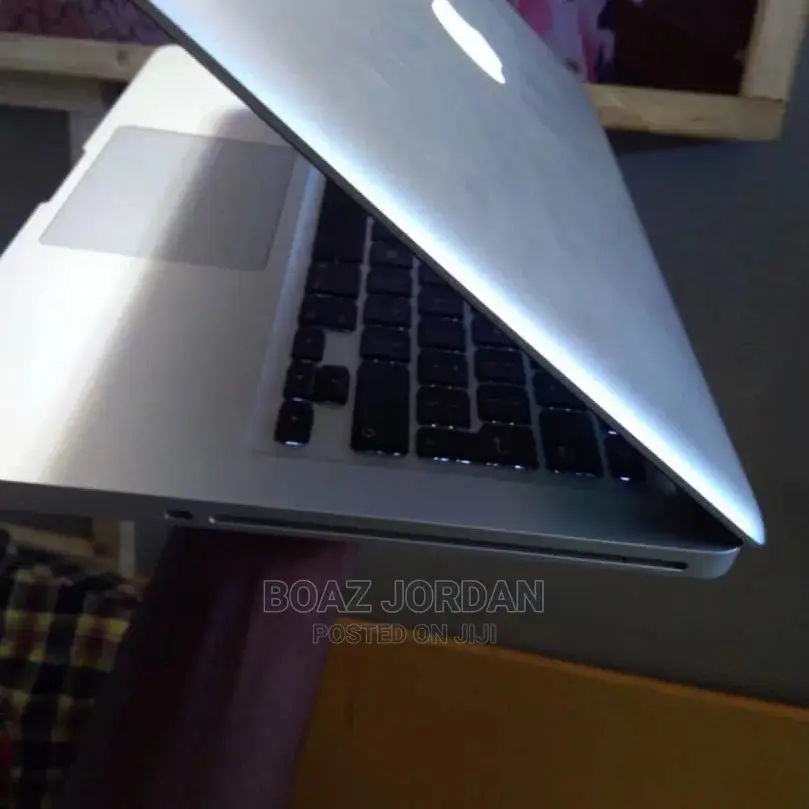 Laptop Apple MacBook 2015 8GB Intel Core I5 SSD 500GB