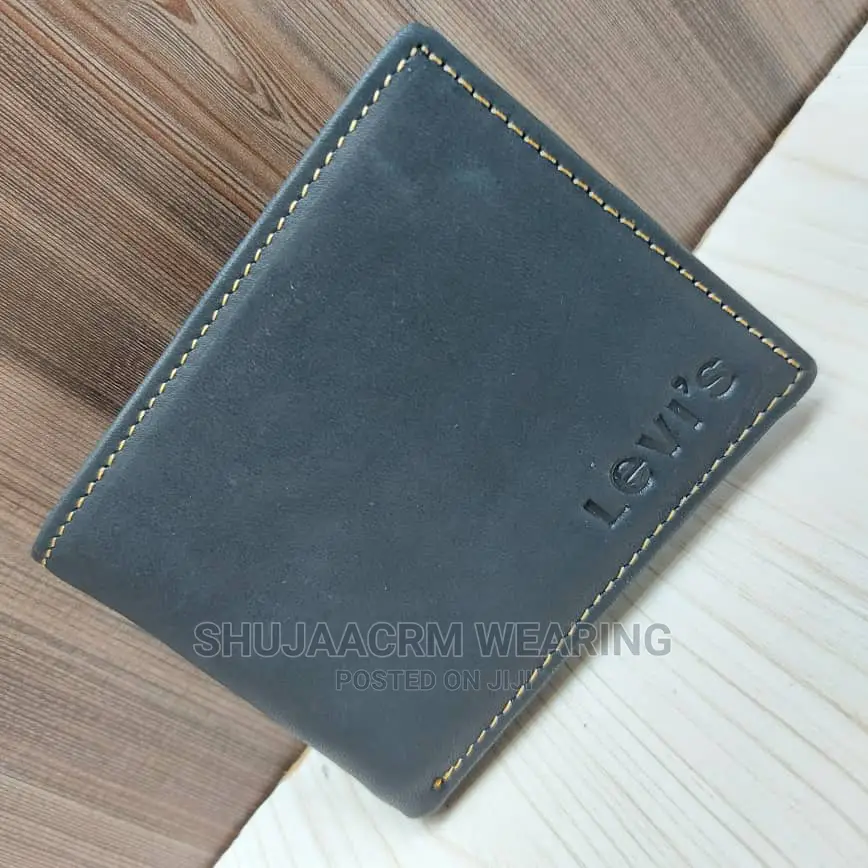 Wallet Za Ngozi