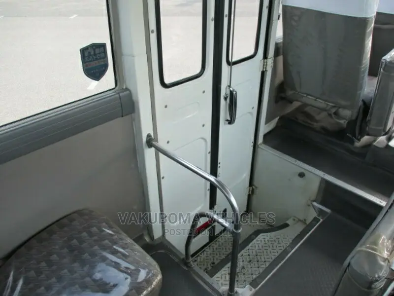 Nissan Civilian Bus