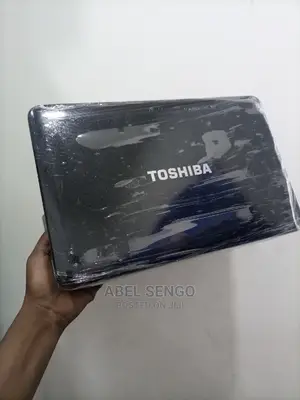 Laptop Toshiba 4GB Intel Core I3 HDD 500GB