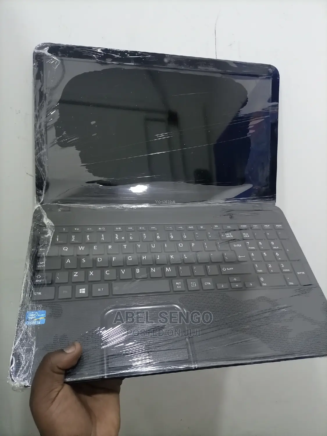 Laptop Toshiba 4GB Intel Core I3 HDD 500GB