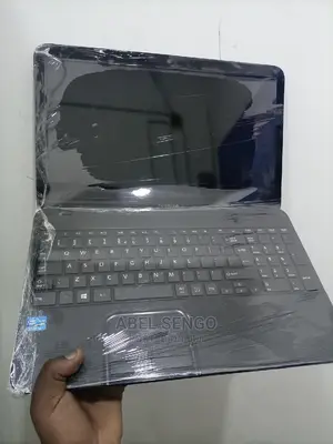 Laptop Toshiba 4GB Intel Core I3 HDD 500GB