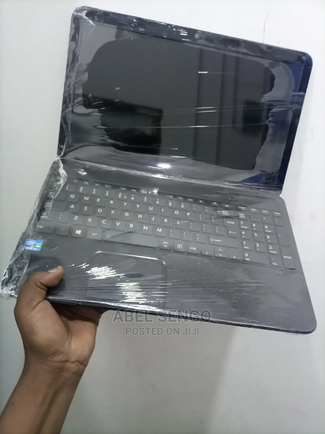 Laptop Toshiba 4GB Intel Core I3 HDD 500GB