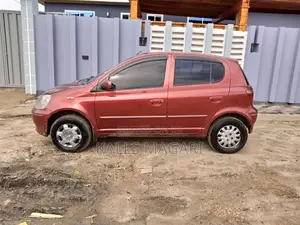Toyota Vitz 2002 Brown