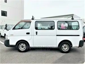 Isuzu Como Van