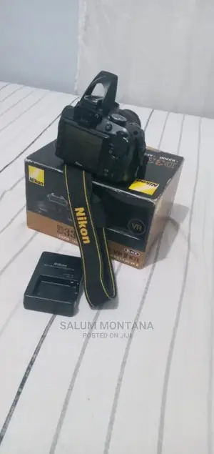 NIKON D3300 Full Boxed
