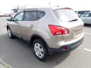 Nissan Dualis 2008 Gold