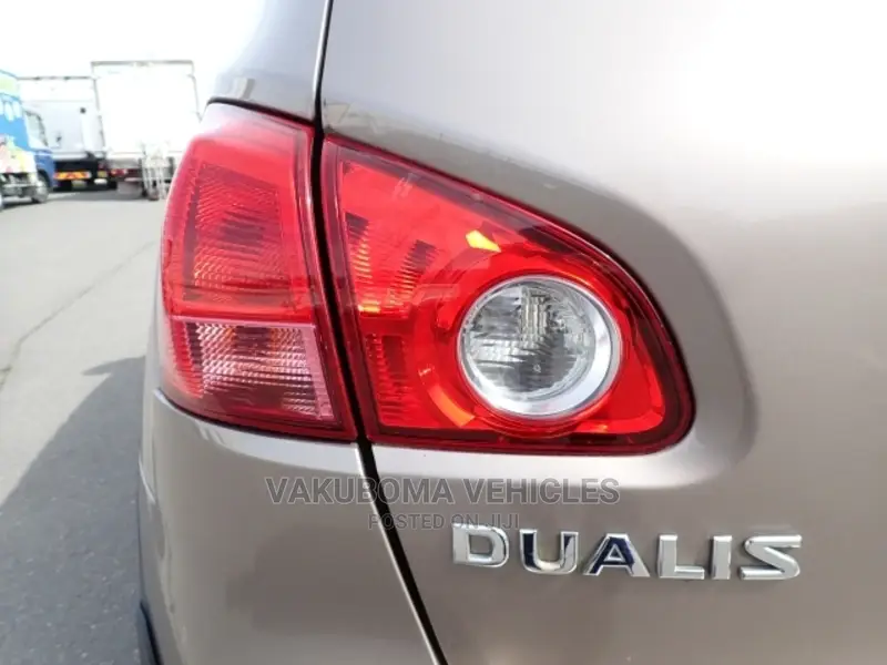 Nissan Dualis 2008 Gold