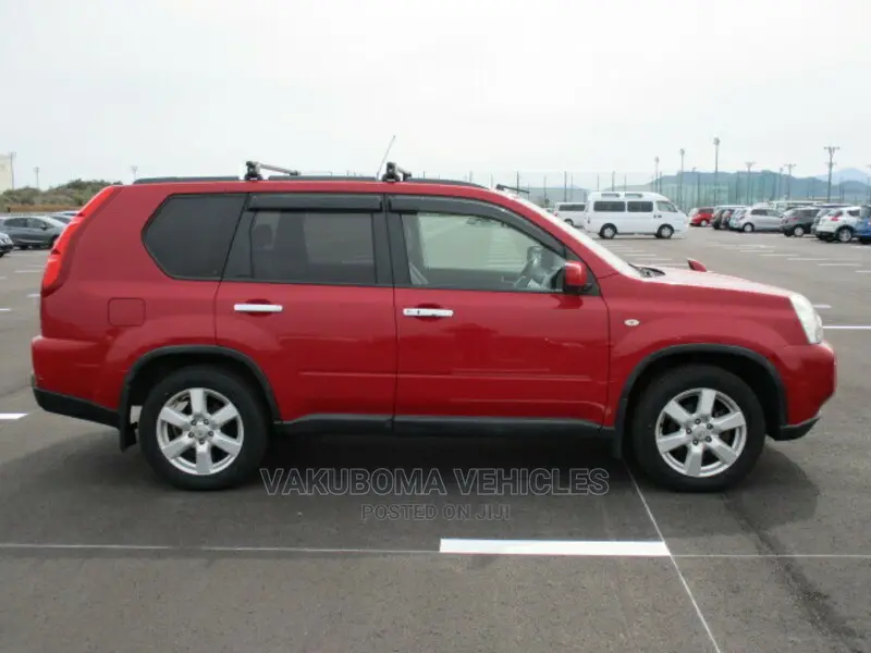 Nissan X-Trail 2008 Red