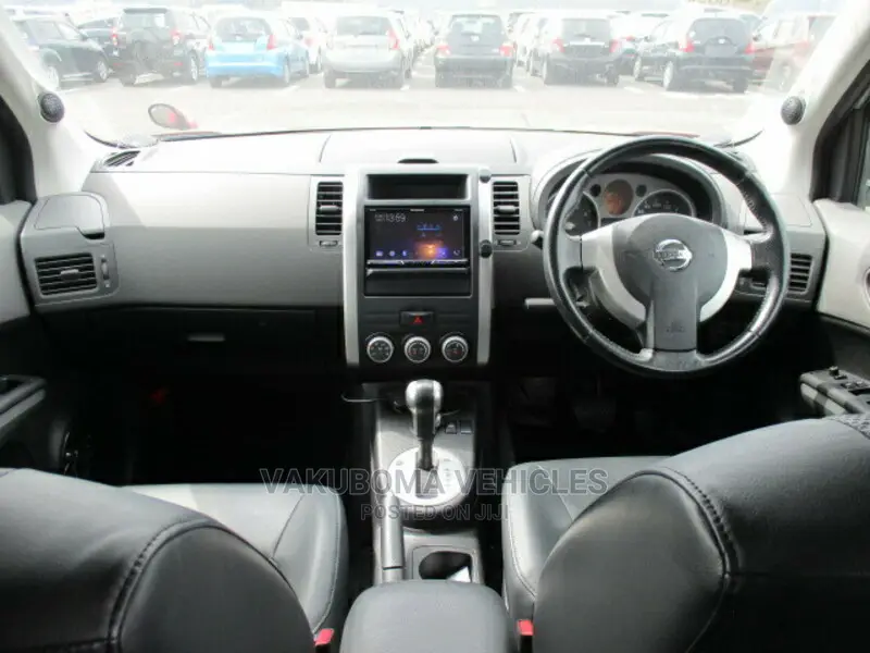 Nissan X-Trail 2008 Red